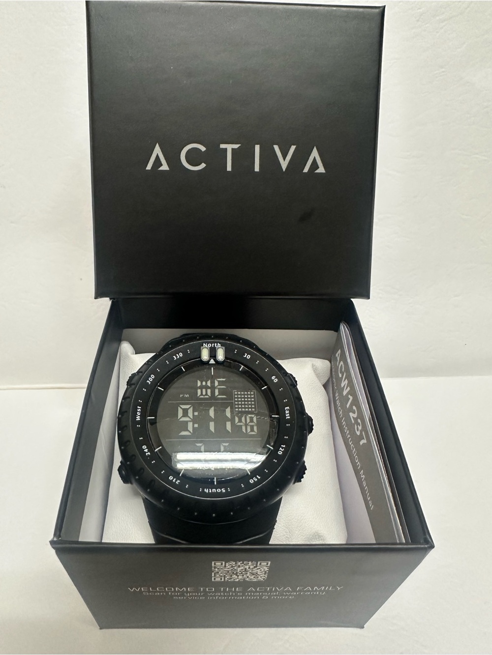 Activa Odyssey X Invicta Men’s Digital Watch - Picture 4 of 4